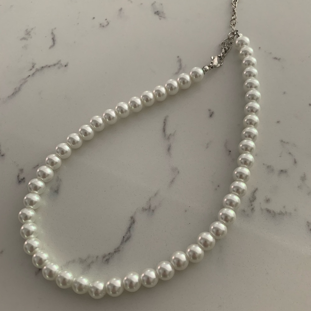 Pearl necklace